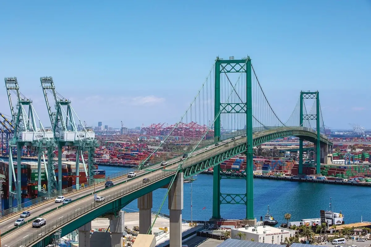 Closure Set for Vincent Thomas Bridge